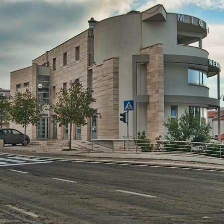 מאקרסקה Apartments Mario Migros מראה חיצוני תמונה