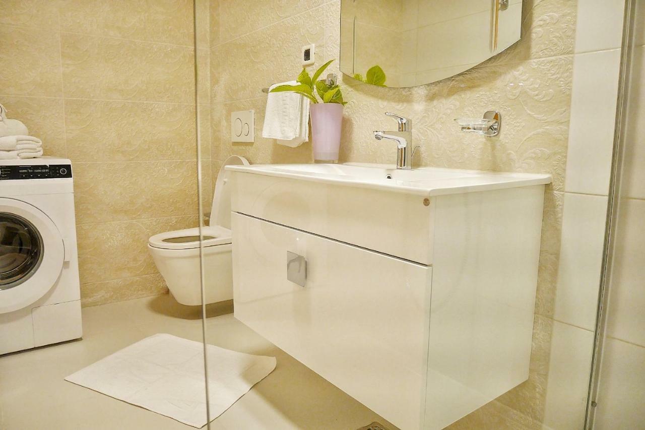 מאקרסקה Apartments Mario Migros מראה חיצוני תמונה