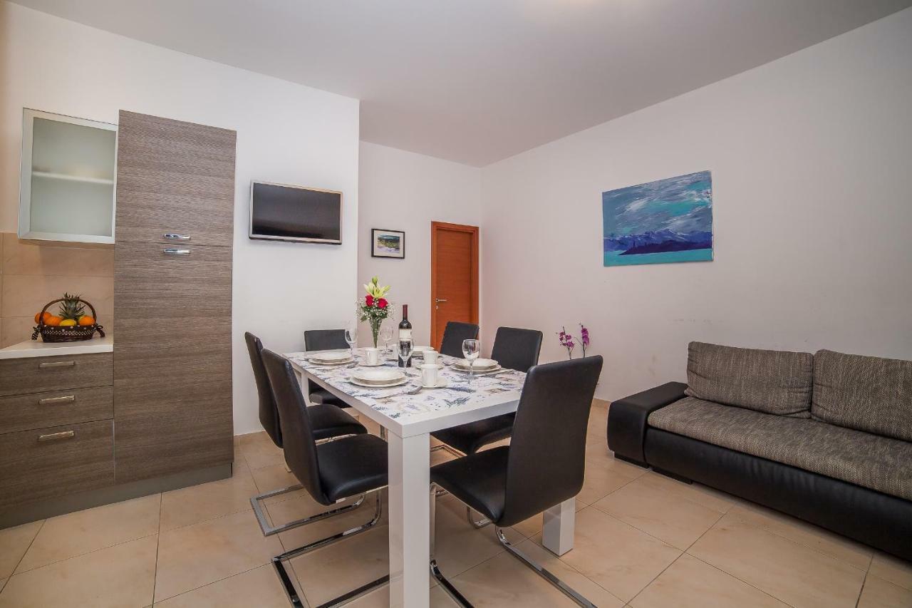 מאקרסקה Apartments Mario Migros מראה חיצוני תמונה